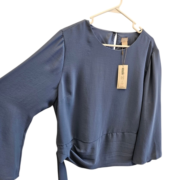 Chico's Black Label Side Flare Sleeve Top Blue Winter Lake NEW Womens - Picture 2 of 7